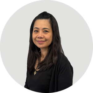 Professional Headshot of Karen Peronilla Chiropractor